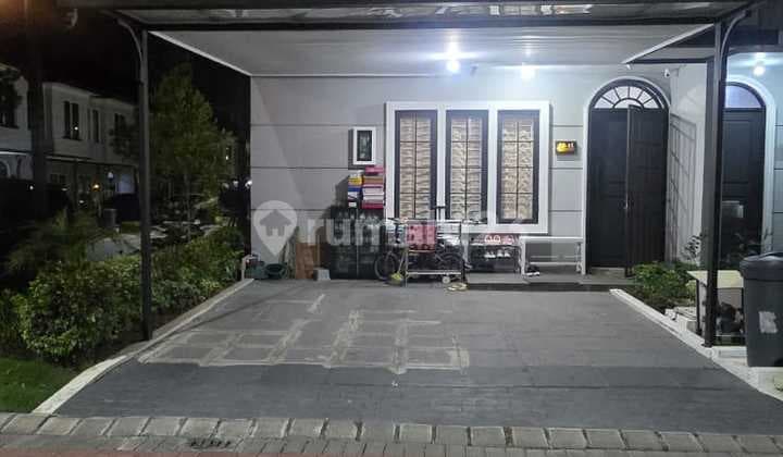 For Sale Minimalist Luxury House - Mansion Nine Lakarsantri