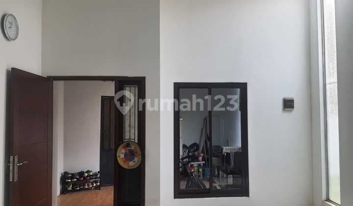 Dijual Cepat Rumah Hook 1 Lantai Hadap Selatan di Nusaloka BSD