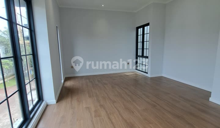 Dijual Rumah Klasik Cantik Modern Hook 2 Lantai Cluster di Nusaloka BSD Tangerang Selatan