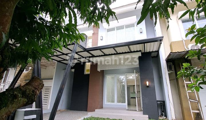 Dijual Rumah Baru Cantik Hadap Tamandekat Stasiun KRL di Delatinos BSD City Tangerang Selat