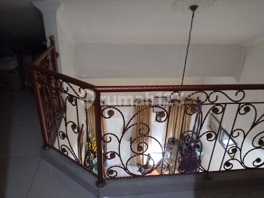 Dijual Rumah 2 Lantai SHM Dekat KRL Sekolah di Cluster Golden Viena Bsd