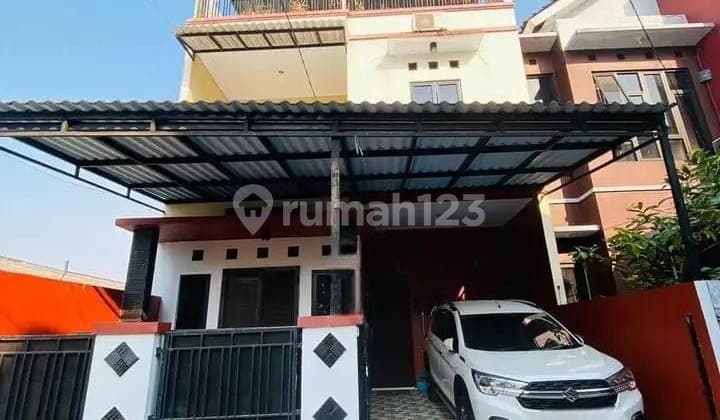 Murah Jauh di Bawah Harga Rumah 3 Lt Cantik Siap Huni Cijantung