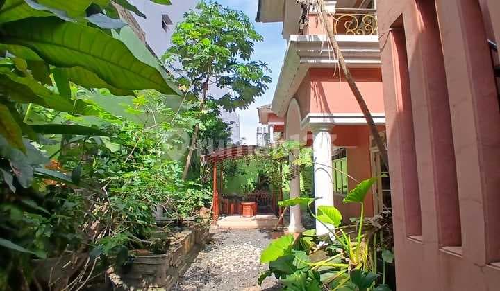 Dijual Rumah Mewah 2 Lantai Harga Murah di Cluster Depan Kota Wisata, Dekat Tol!