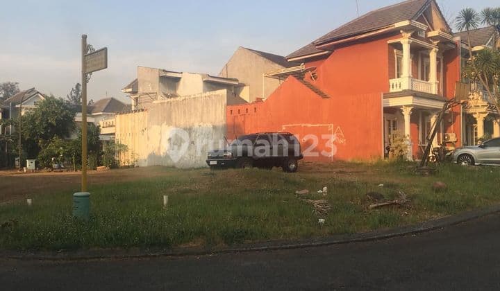 DIJUAL KAVLING HOEK DI CLUSTER TENGAH KOTA WISATA, DEKAT MAL!