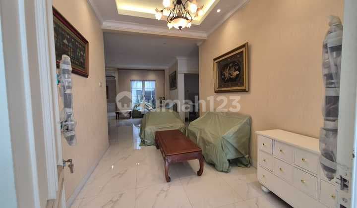 Rumah Murah 2 Lantai Siap Huni & Sudah Renovasi di Cluster Depan, Dekat Mal!