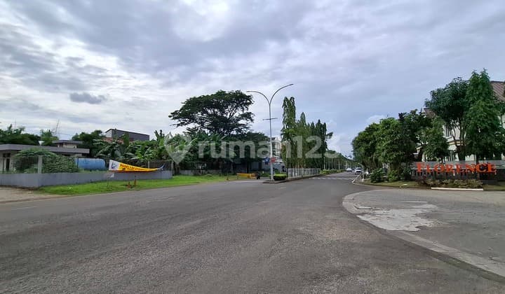 Disewakan Kavling Hoek Komersial Harga Murah di Second Boulevard!