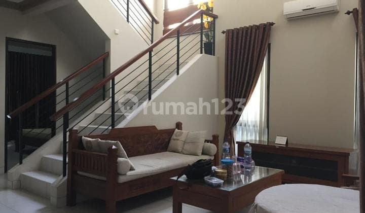 Rumah Murah 2 Lantai Selangkah ke Mal Living World, Kota Wisata!