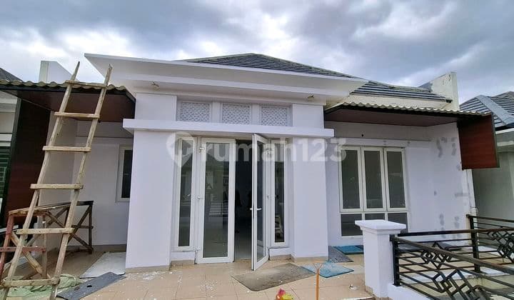 Rumah Murah 2 Lantai Sudah Dak Depan & Sudah Renovasi di Cluster Baru!