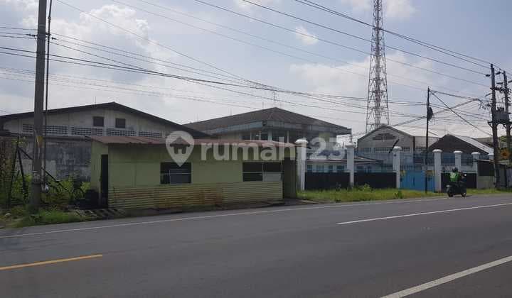 Gudang Strategis Pinggir Jalan Sumpah Pemuda Solo