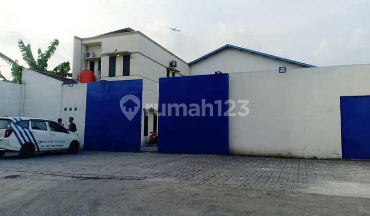 Gudang dan kantor bagus siap pakai di Ngasem Colomadu Solo