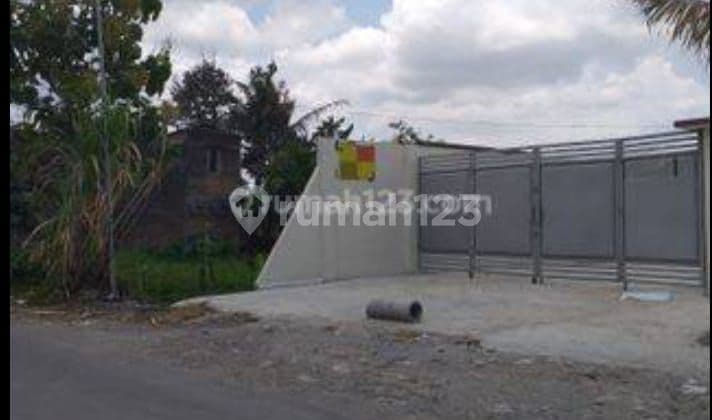 Gudang siap pakai di area industri Gatak