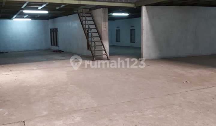 Gudang Strategis Siap Pakai Dekat Pasar Legi Banjarsari Solo