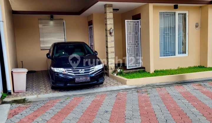 Rumah Bagus Siap Huni Cluster di Gumpang Kartasura Dekat Colomadu Solo