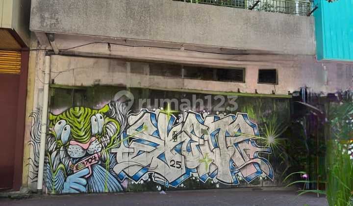 Rumah dan Toko Super Strategis di Pusat Kota Jalan Slamet Riyadi