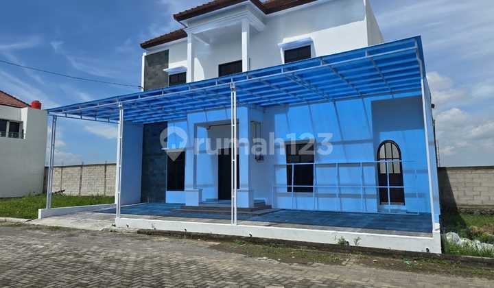 Rumah Baru Gress Minimalis Di Cluster Telukan Grogol Dekat Solo Baru.