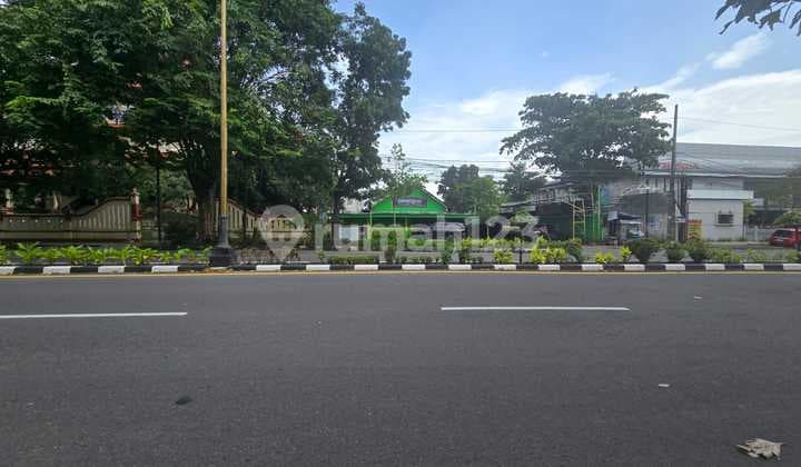 Tanah Strategis di Jalan Raya Adi Sucipto Jajar Laweyan Solo.