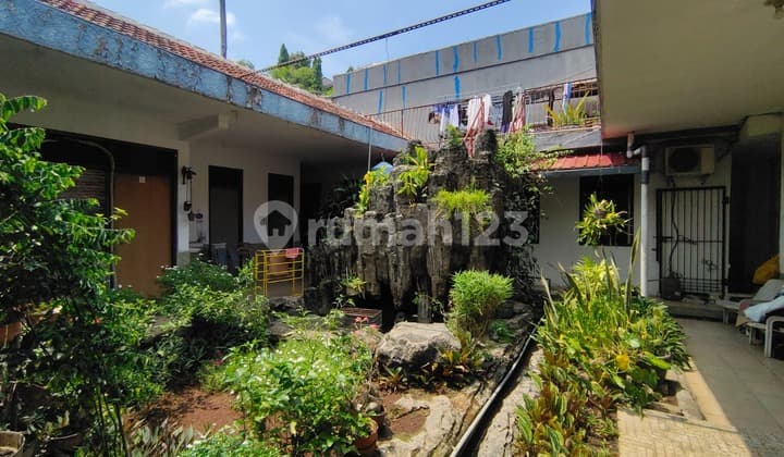 For Sale, House Suitable for Rental Business and Strategic Location on Jl. S. Parman Gajahmungkur 8550
