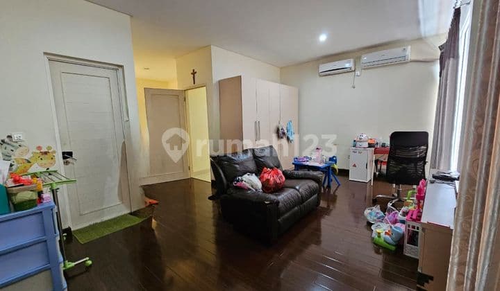 For Quick Sale Long Beach House Pik 1