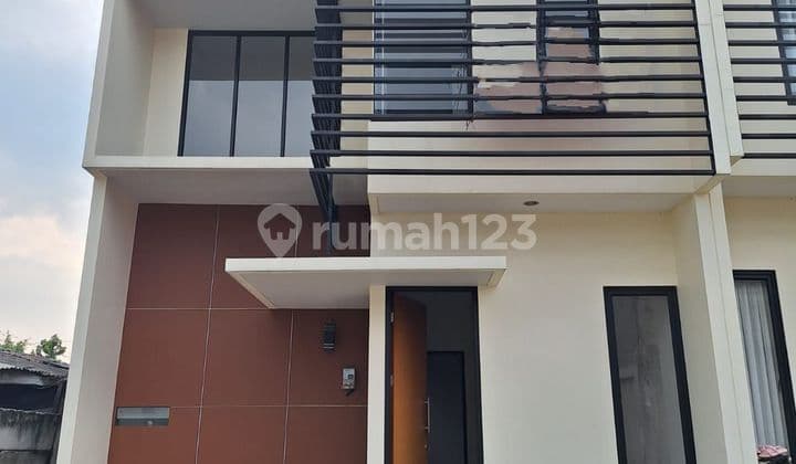 Take Over/Oper Kredit/Over Credit Rumah Pojok 2 Lantai Siap Huni Di Dekat Kantor Walikota Tangsel
luas Tanah : 68 M²
luas Bangunan : 63 M²
cicilan 13.386.515
sisa Tenor 18 Thn An Flat Sampai Lunas
legalitas : Shm
lokasi :
5 Menit Kantor Walikota Tangse
