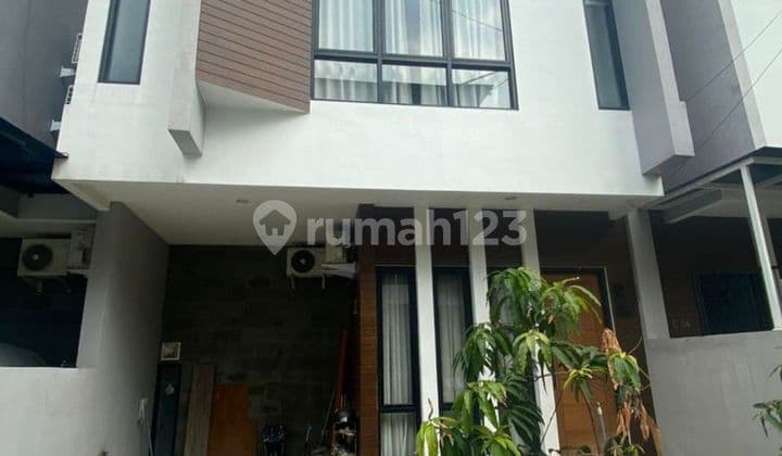 Jual Rumah 2 Lantai Siap Huni 10 Menit Ke Mrt Lebak Bulus Dan Tol Cinere-Serpong Di Cirendeu
