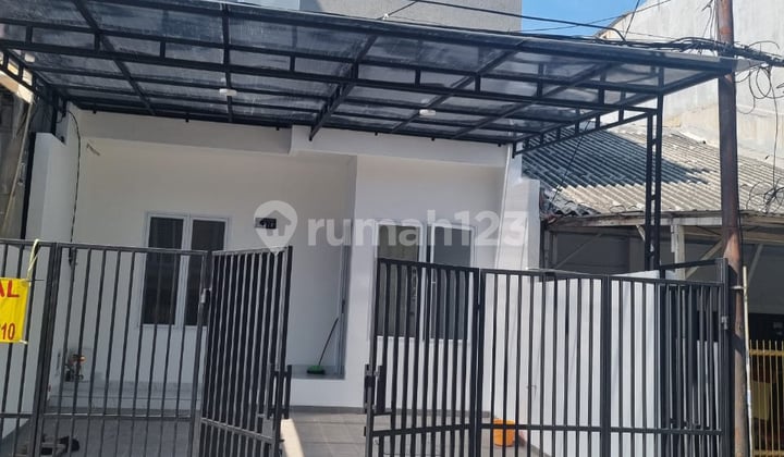 Dijual Rumah 2 Lantai di Taman Cosmos Taman Ratu Kedoya Kebon Jeruk Jakarta Barat