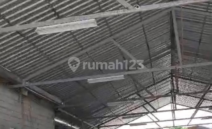 Warehouse Workshop for Rent Cheap on Jl. Perternakan Poglar Angke Kapuk, West Jakarta
