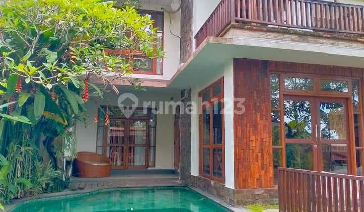 Ultra Spacious Villa With Tropical Garden