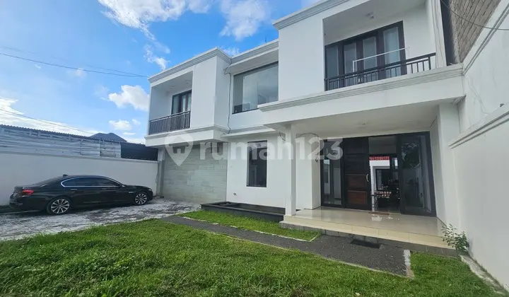 6 Bedroom Villa For Rent At Tukad Badung Renon
