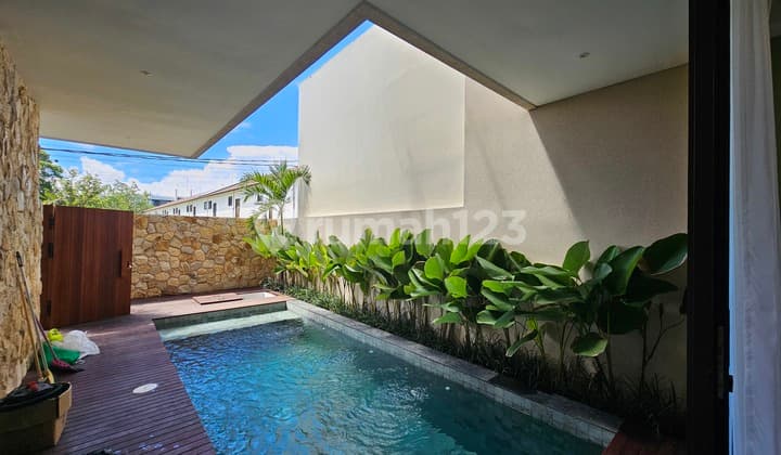 Tropikal 3 Bedroom Villa di Pererenan Canggu