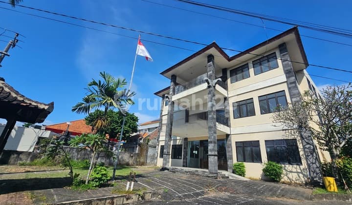 Gedung Ruko 1200M2 di Raya Bypass Kuta