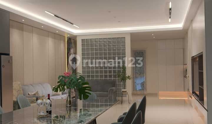 Golf Island House 10X25 Furnished Violin