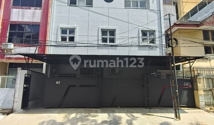 Jual Cepat Rumah Tomang Luas 233m2 Siap Pakai