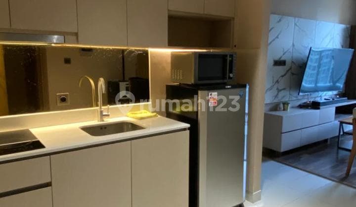 Disewakan Apartemen Taman Anggrek Residences 2 Kamar Tidur Bagus Furnished