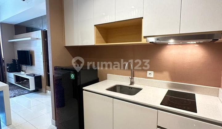 Disewakan 2 Bedroom Furnish Taman Anggrek Residence