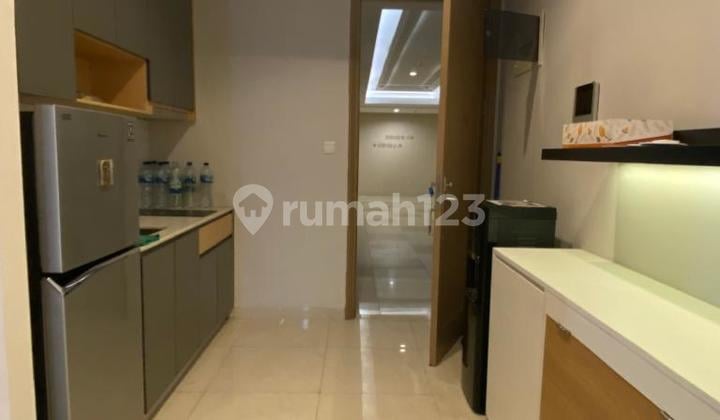 Disewakan 3 Bedroom Furnish Taman Anggrek Residence