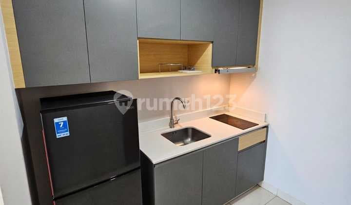 Apartment 2 BR Taman Anggrek Residences Furnished