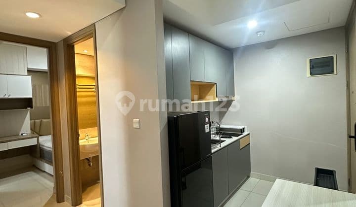 Disewakan 2 Bedroom Furnish Bagus Taman Taman Anggrek Residences