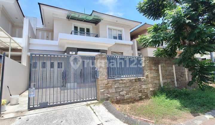 Rumah Mewah di Puri Galaxy Palm Courts Siap Huni dan SHM