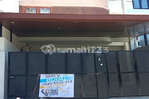Rumah Siap Huni Shm Semi Furnish Dekat Surabaya Pusat
