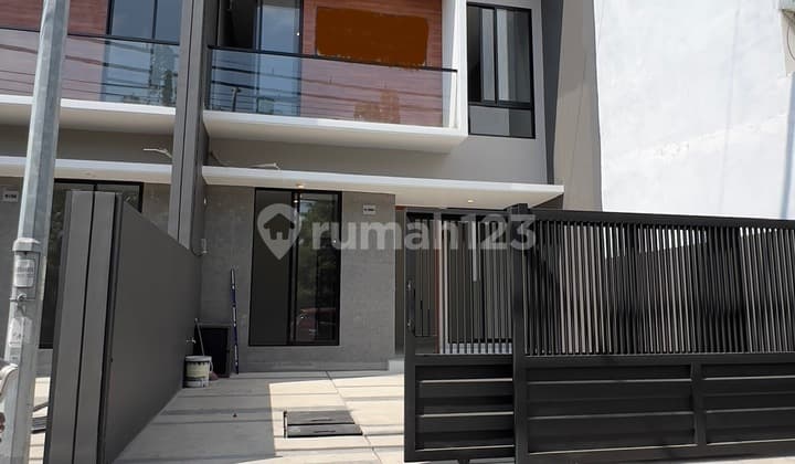 RUMAH BARU DIJUAL DI SURABAYA KUTISARI SIAP HUNI