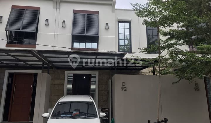 HOUSE IN WEST SURABAYA GRAND HARVEST