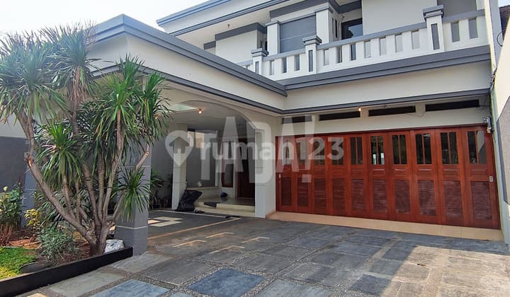 Turun Harga. Rumah Bagus Dan Terawat di Cilandak, Jakarta Selatan