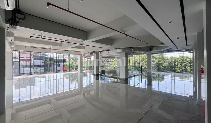 Ruang Usaha atau Ruko dekat Grand Wijaya, Kebayoran Baru, Jakarta Selatan