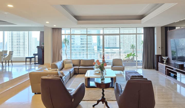 Sailendra Apartment, 333 sqm, 3 bedrooms, furnished