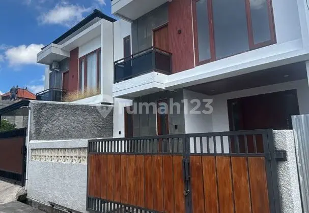 For Sale New Ready-to-Occupy House 3 Bedrooms Freehold in Kerobokan Gatsu Barat Denpasar