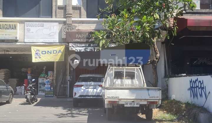 Di Jual strategis jalan 2 arah Renon Denpasar