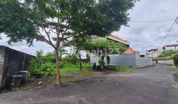 Dijual Tanah Bagus di Kompleks Permahan onegate area Sanur