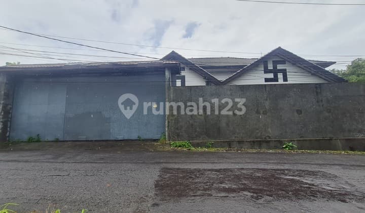 Dijual Rumah Cocok untuk Usaha di Area Cargo Denpasar Utara