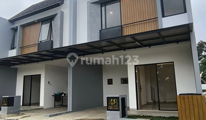Rumah 2 Lantai Cluster di Salatiga KPR, Dekat Kampus
