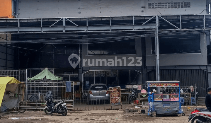 Strategic Building Untung Suropati Kalipancur Semarang Barat, Semarang